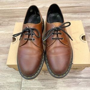 Doc Martens 1461 - 3 Eye Oxford, Men’s 10 US, Leather: Orleans WP Butterscotch
